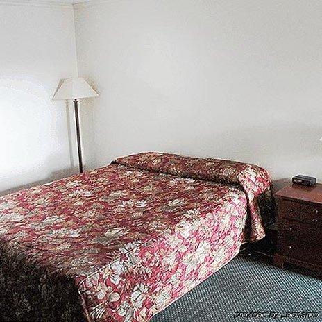 Nicholas Motel Omak